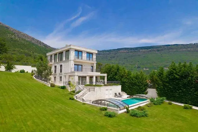 Unique Villa in Tivat — photo 10